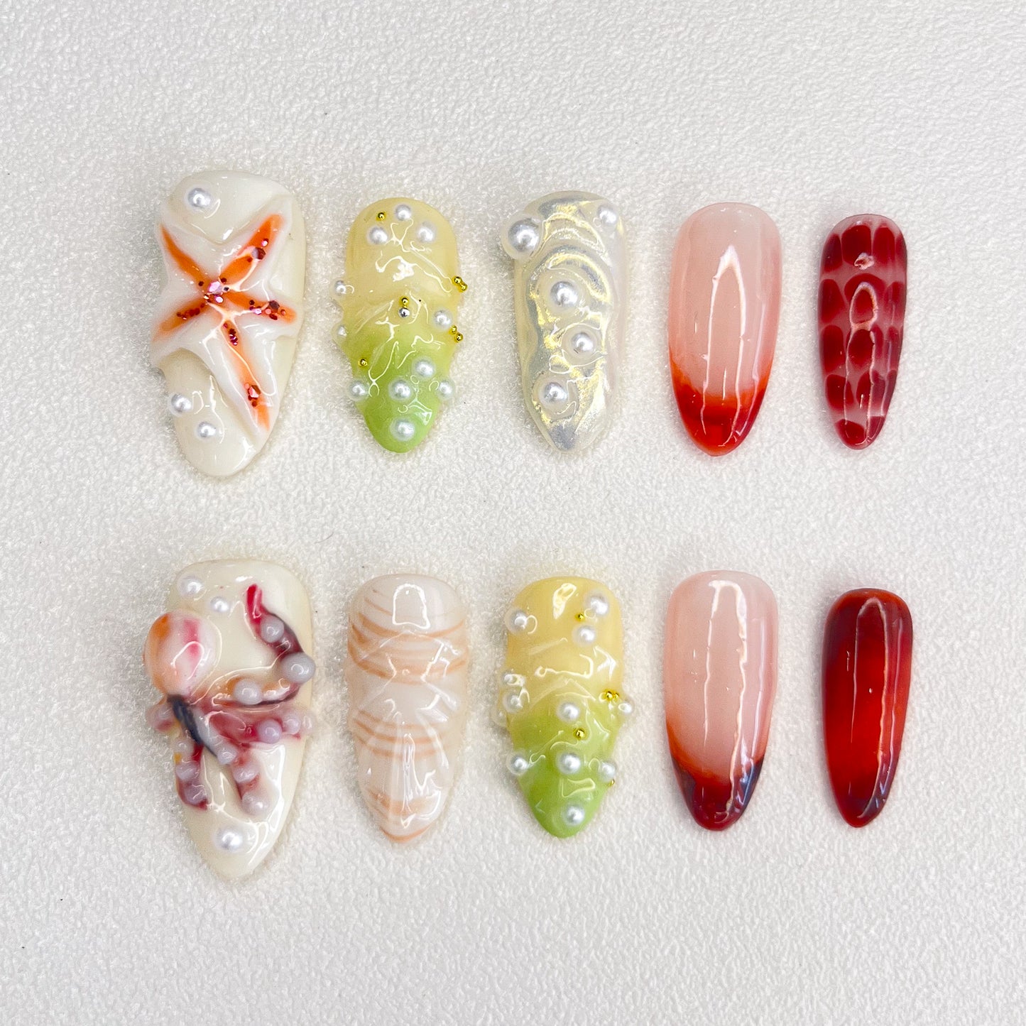 Seashell Kiss Nails