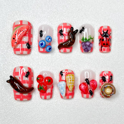 Picnic Bug Nails